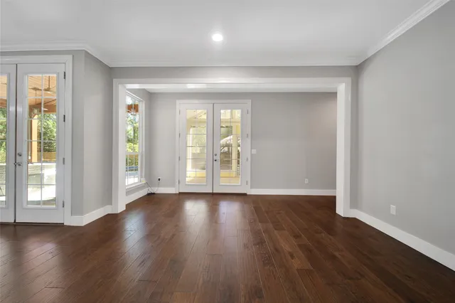 $699,990 | 255 South Crimson Clover Court, The Woodlands, TX 77381