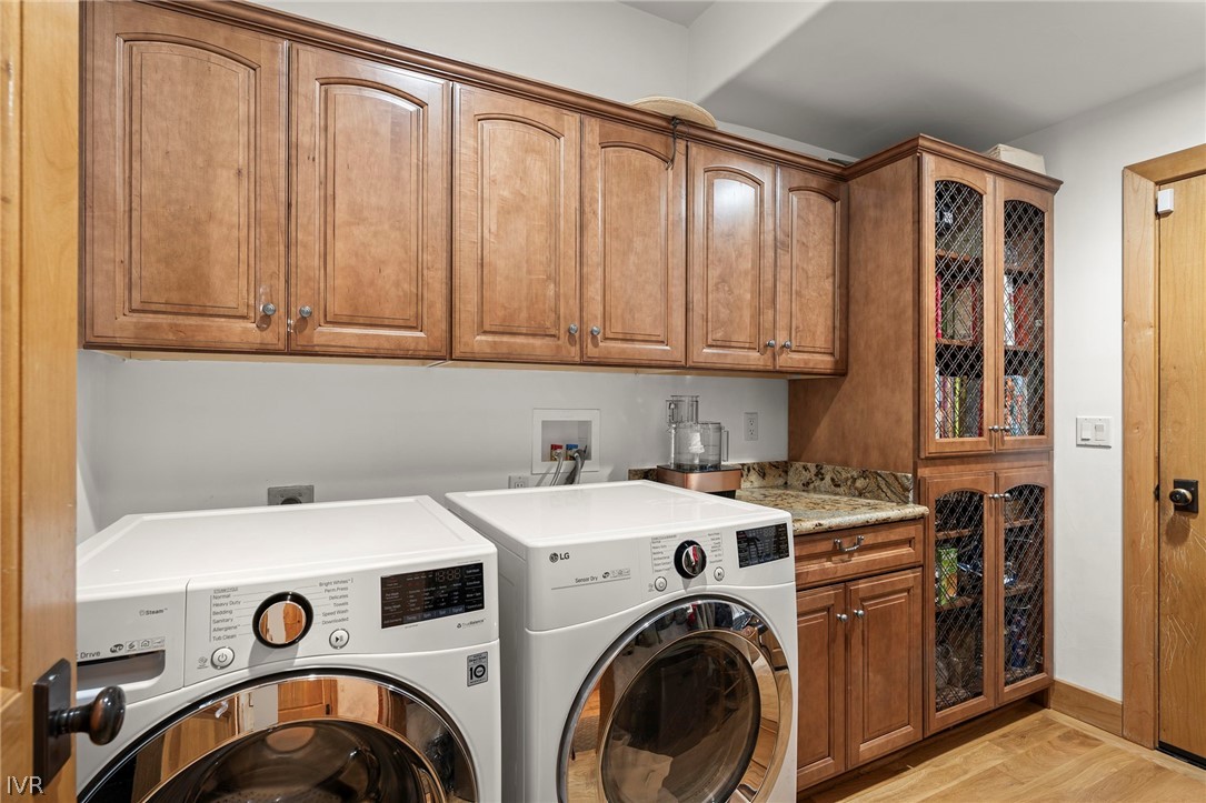 2147 The Back Road Glenbrook, NV 89413 - Photo 24 of 36 Laundry Room