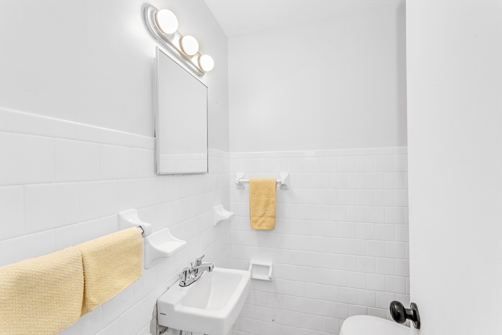 7 Eugenia Road Boston, MA 02131 - Photo 12 of 27 Gallery Image 12