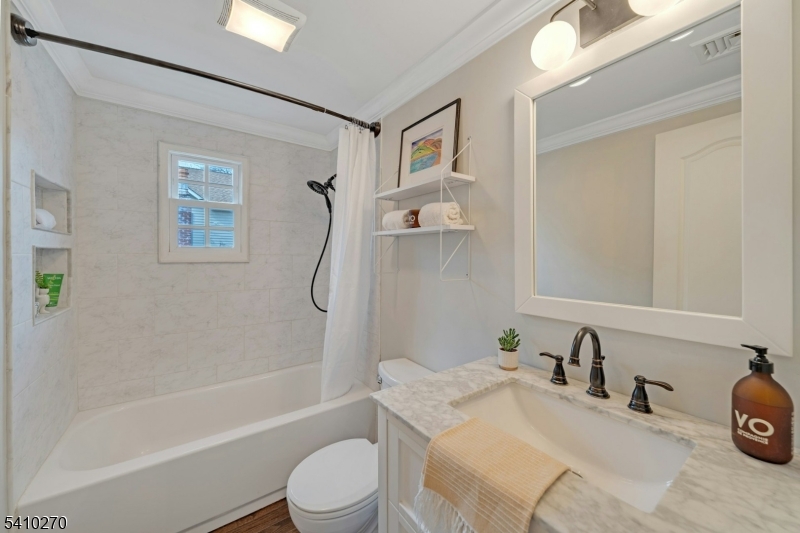 40 Cross Street Montclair, NJ 07042 - Photo 37 of 46