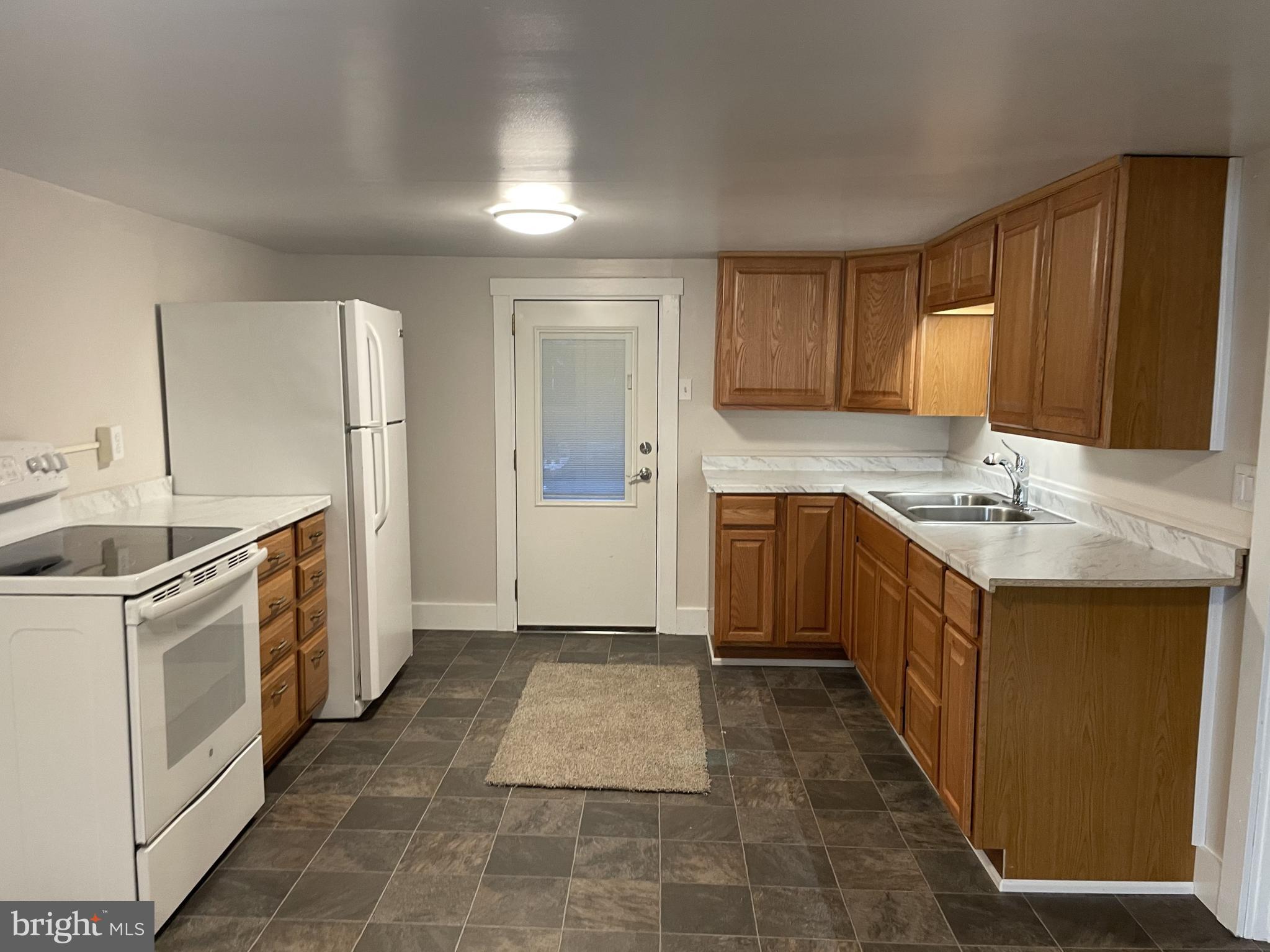 1300 Rawlinsville Road New Providence, PA 17560 - Photo 6 of 23