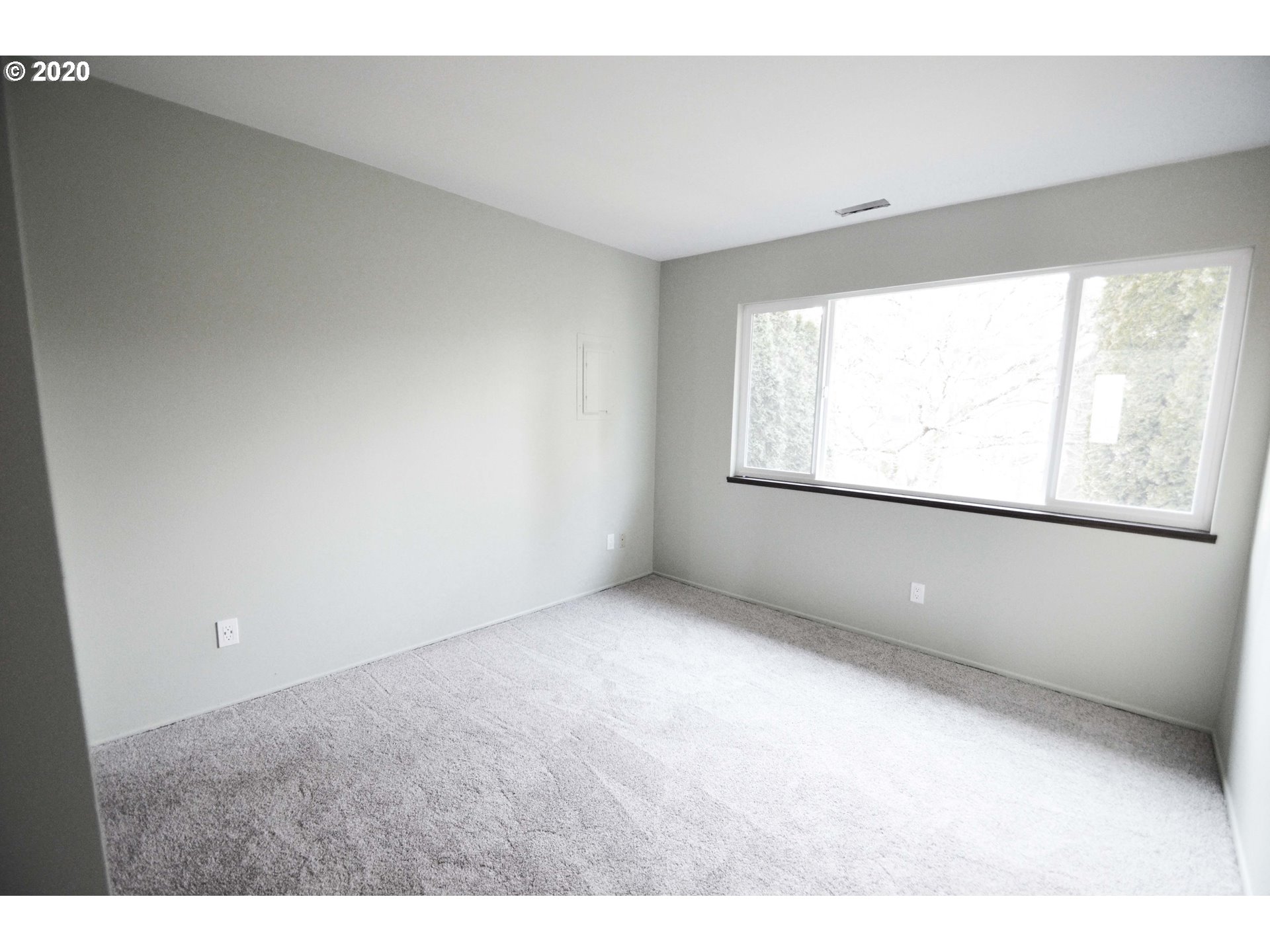 14685 Southwest 106th Avenue Tigard, OR 97224 - Photo 17 of 31