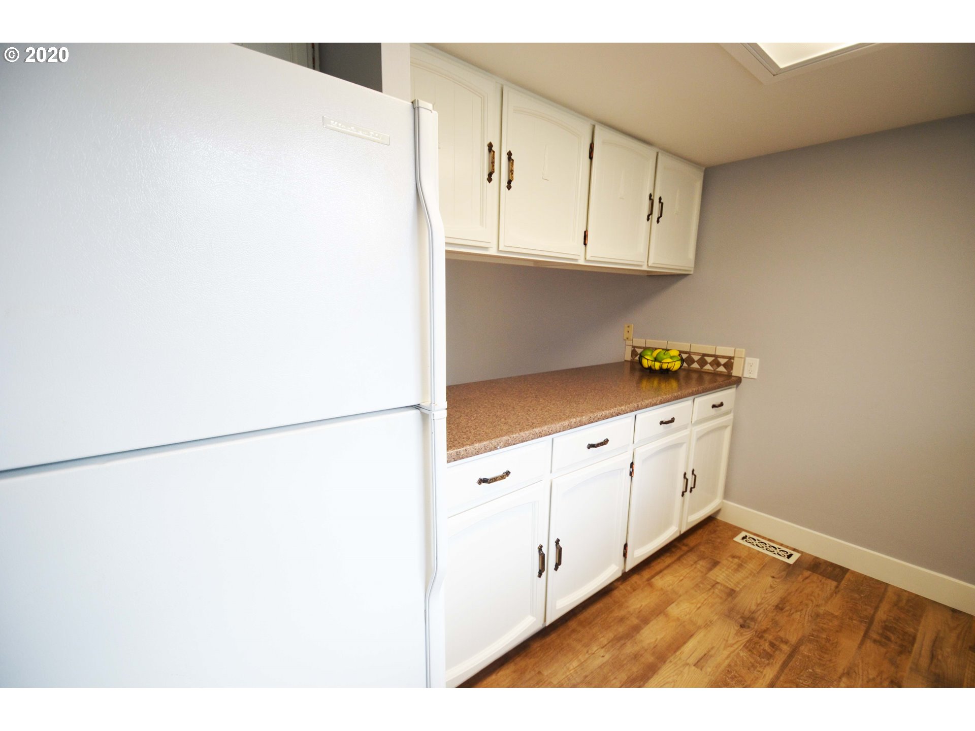 14685 Southwest 106th Avenue Tigard, OR 97224 - Photo 10 of 31