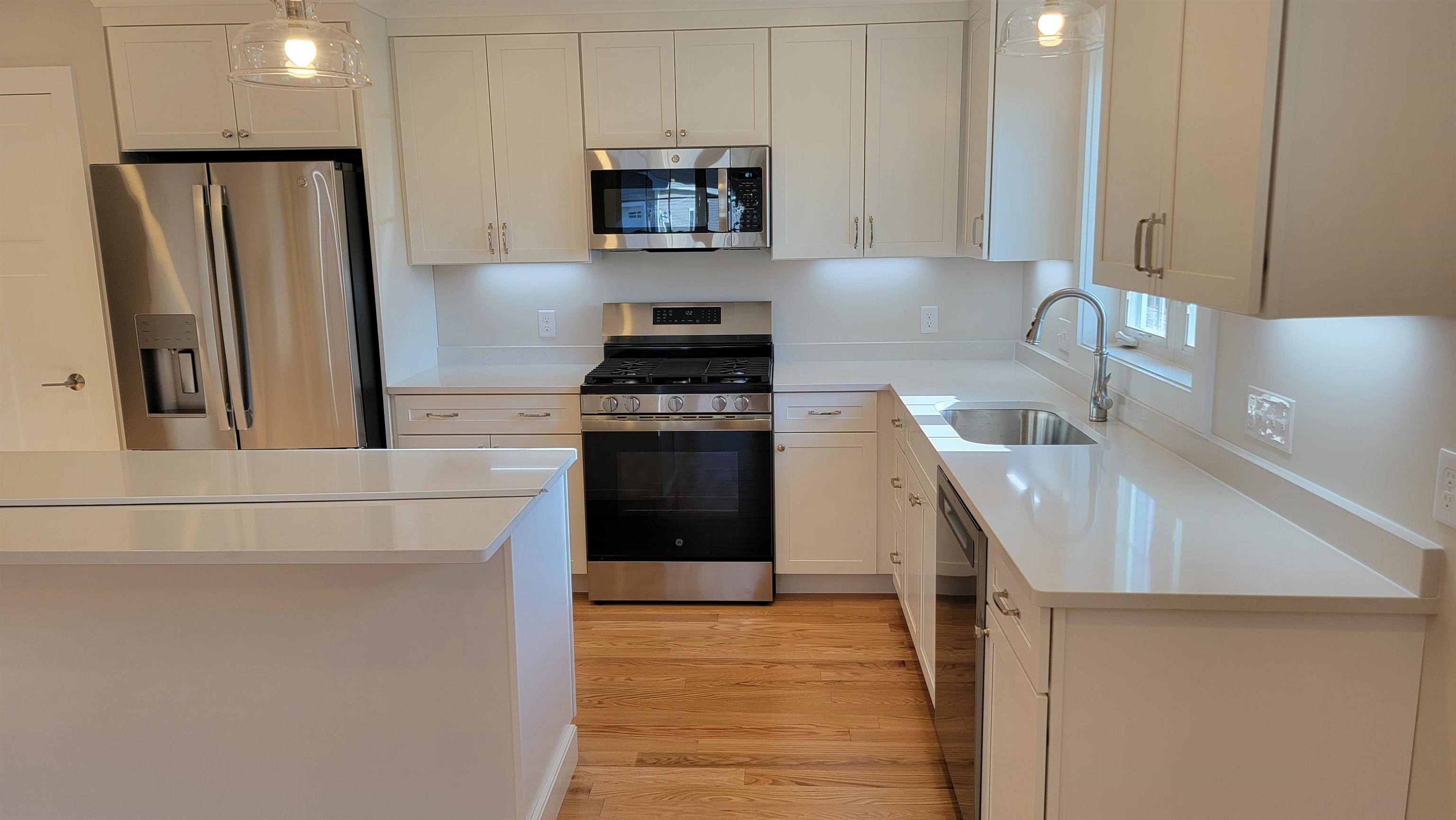 81 Mulberry Lane, Unit 67 Epping, NH 03042 - Photo 4 of 48