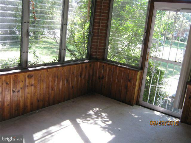 6708 Coolridge Road Temple Hills, MD 20748 - Photo 15 of 20 Family Room