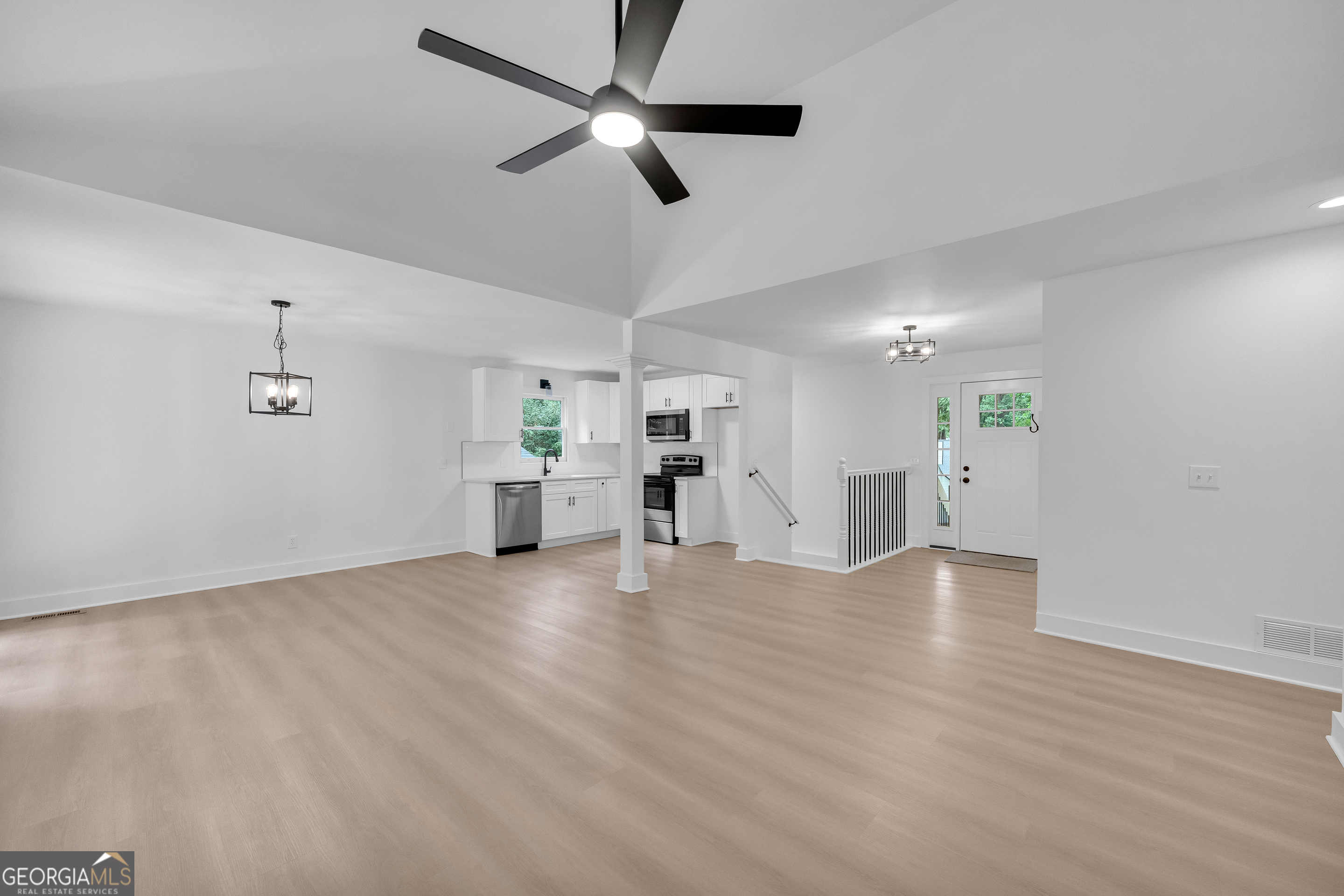 2910 Hamilton Road Cumming, GA 30041 - Photo 11 of 64