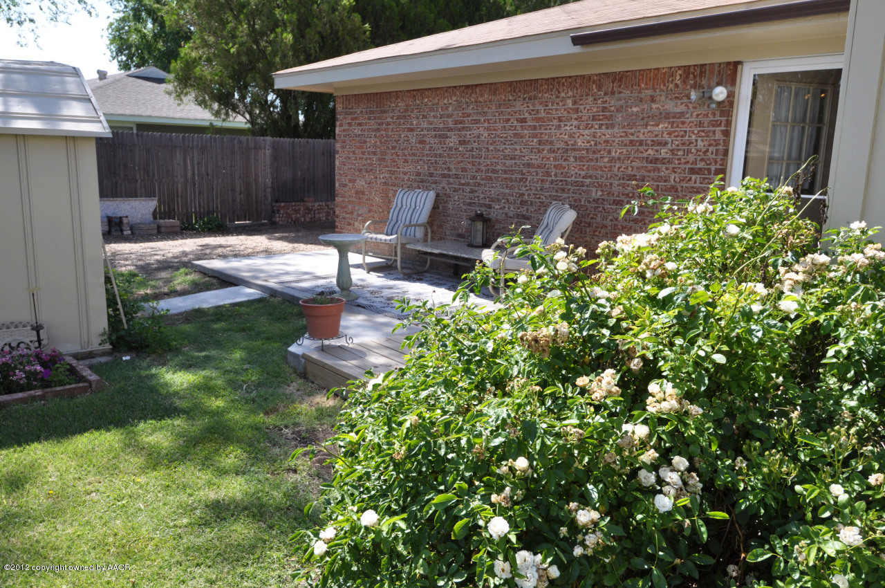 4236 Camp Lane Amarillo, TX 79110 - Photo 24 of 26 Patio