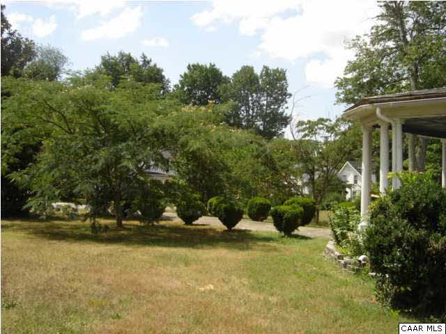 751 Main Street Dillwyn, VA 23936 - Photo 7 of 15