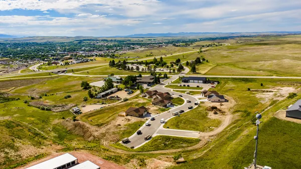 $374,000 | 606 Valley View Drive, Sheridan, WY 82801