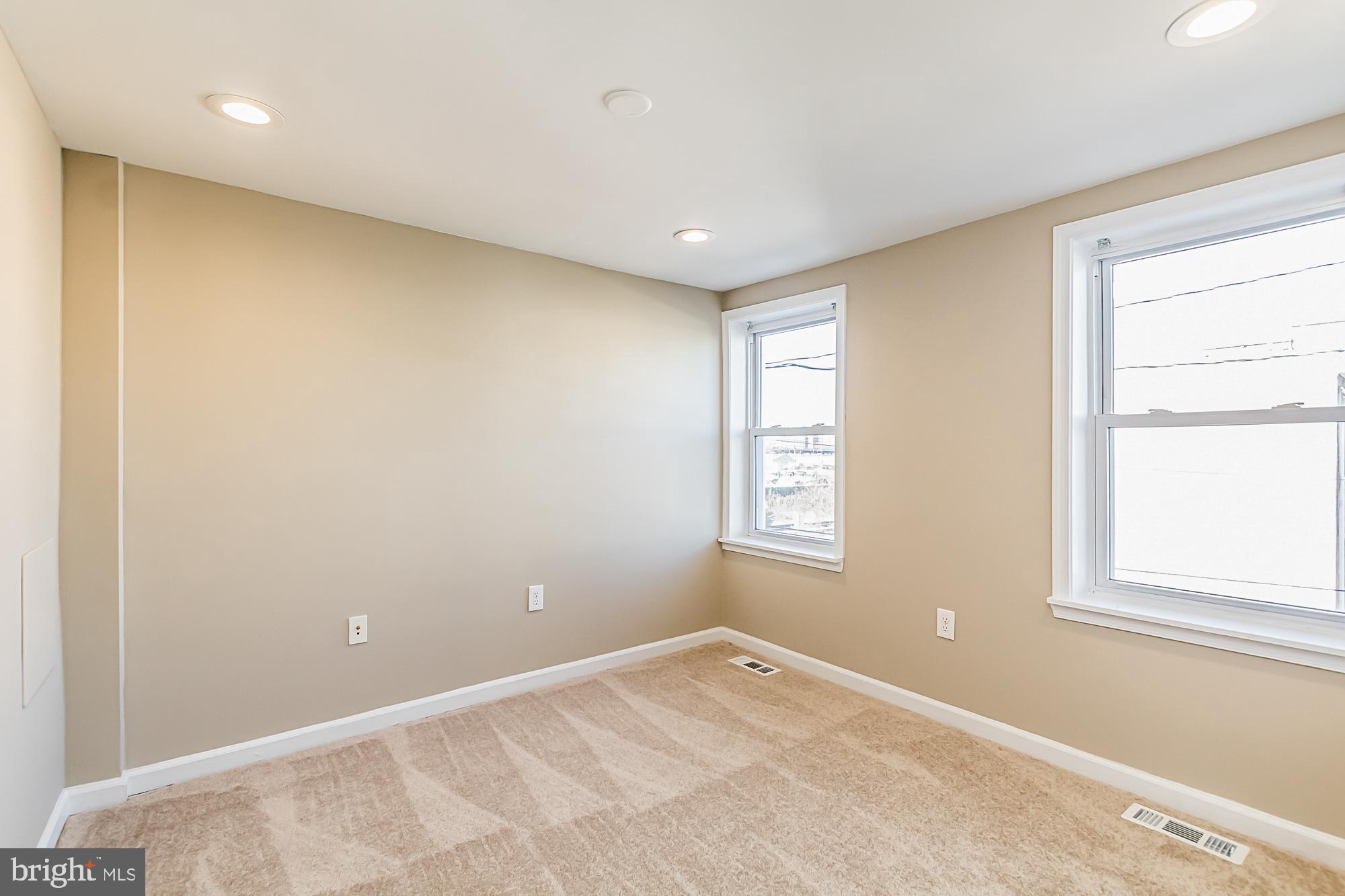 130 West Randall Street Baltimore, MD 21230 - Photo 14 of 30 a view of an empty room with a window