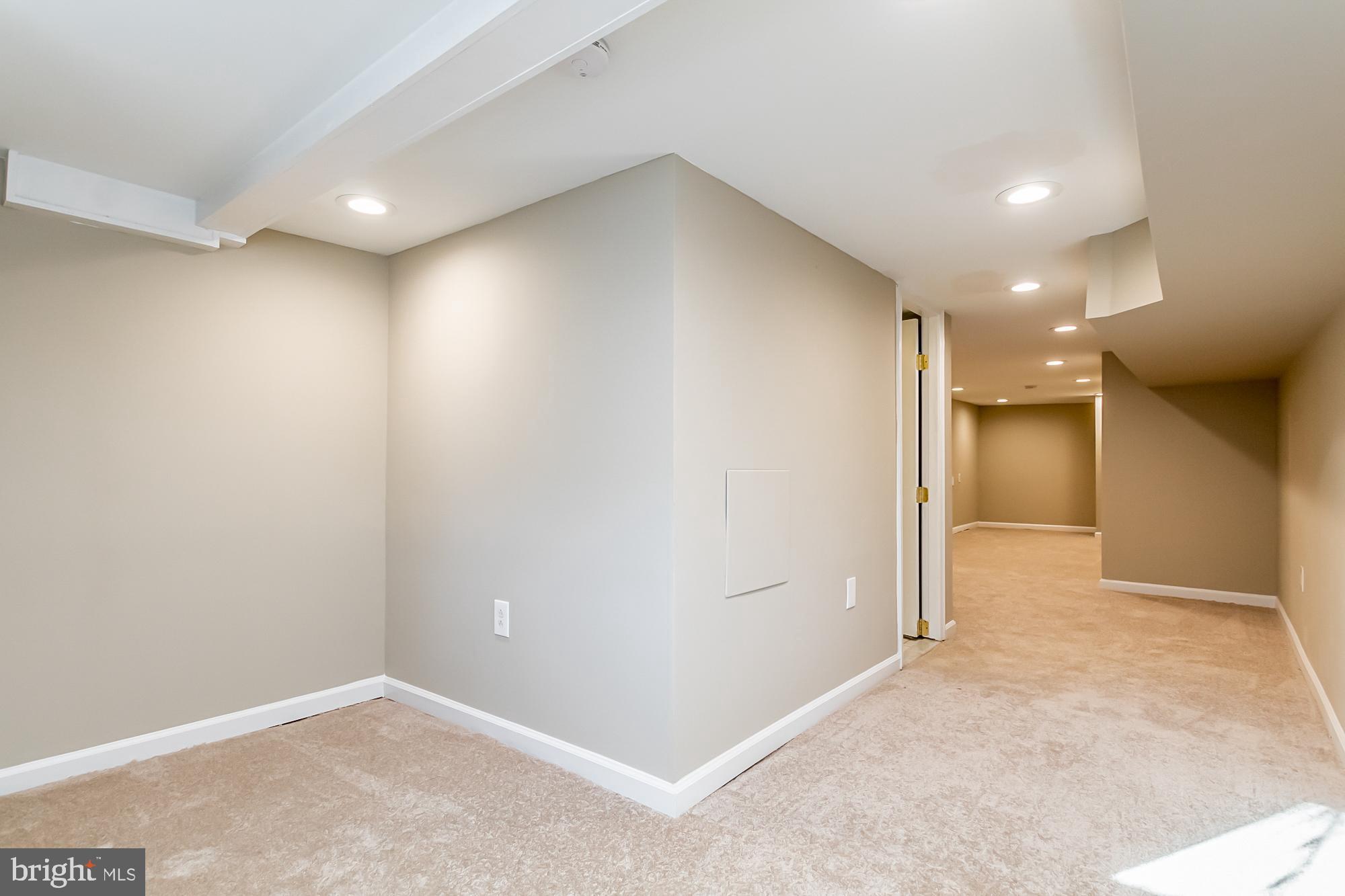 130 West Randall Street Baltimore, MD 21230 - Photo 26 of 30 a view of an empty room
