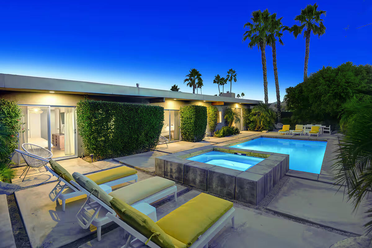623 Desert Way Palm Springs, CA 92264 - Photo 29 of 39