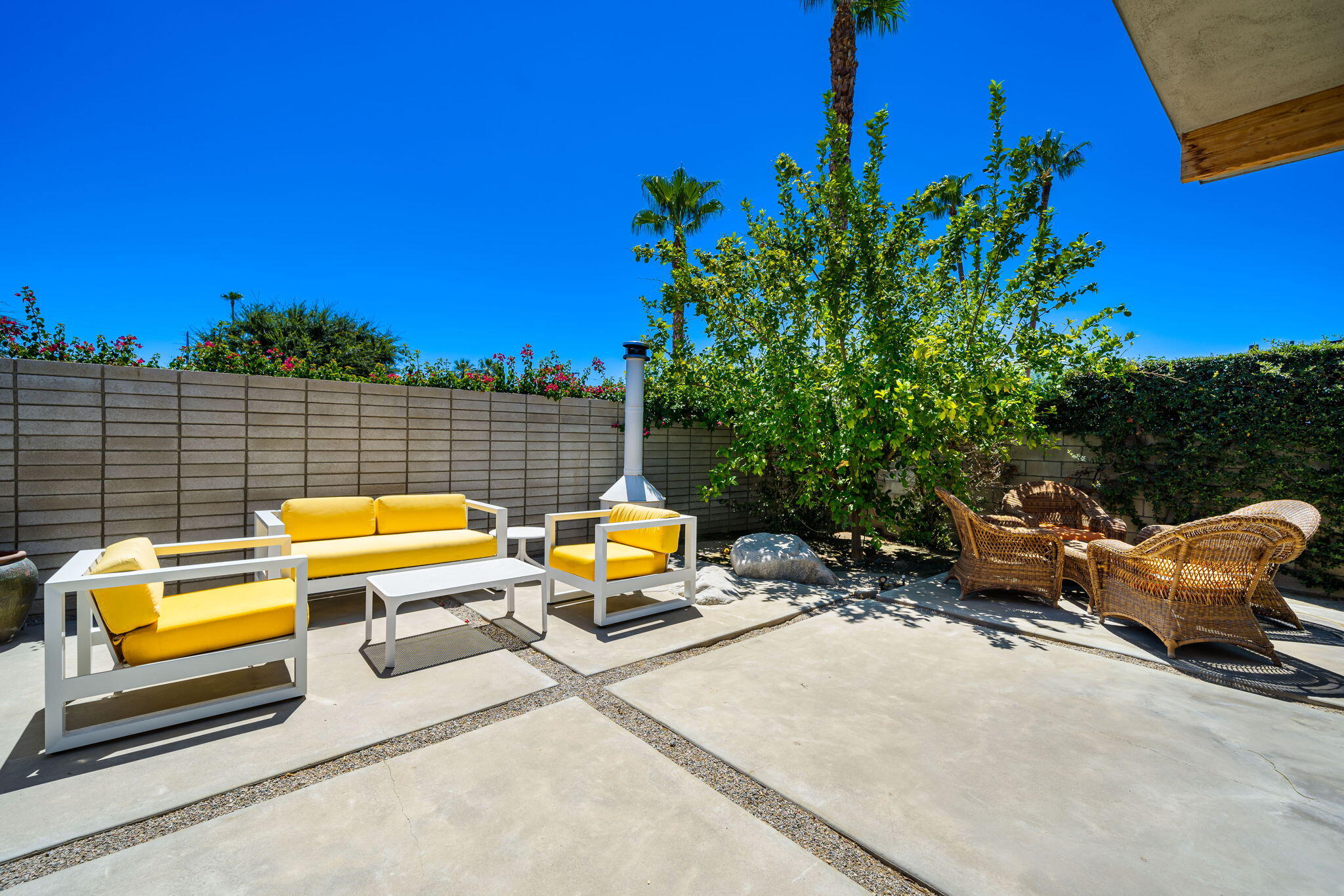 623 Desert Way Palm Springs, CA 92264 - Photo 32 of 39 a view of a swimming pool with a lounge chair and swimming pool