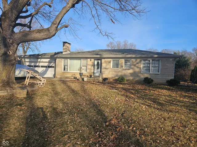 $2,000 | 6607 Lockwood Lane, Indianapolis, IN 46217