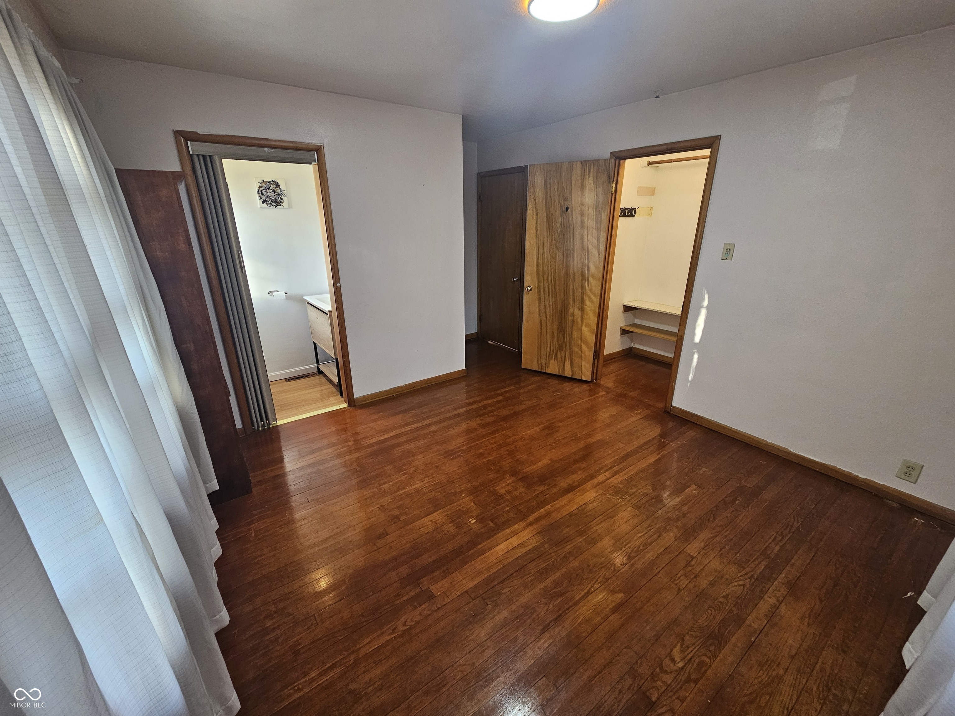 6607 Lockwood Lane Indianapolis, IN 46217 - Photo 14 of 20