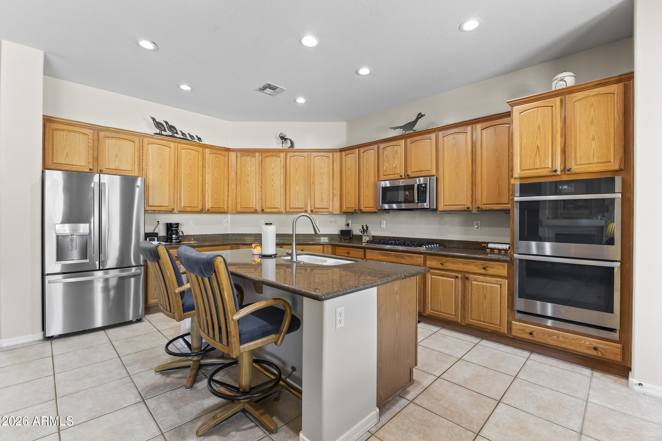 2026 West Hidden Treasure Way Phoenix, AZ 85086 - Photo 18 of 51 KITCHEN