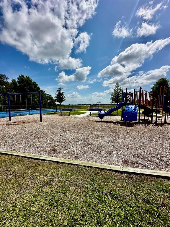 5844 Southwest 132nd Place Ocala, FL 34473 - Photo 17 of 21 a view of outdoor space with garden and barbeque oven