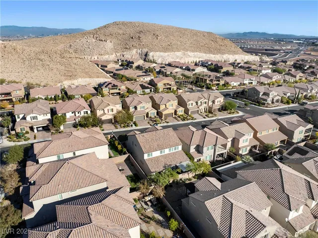 $825,000 | 3741 Glasstop Drive, Las Vegas, NV 89141