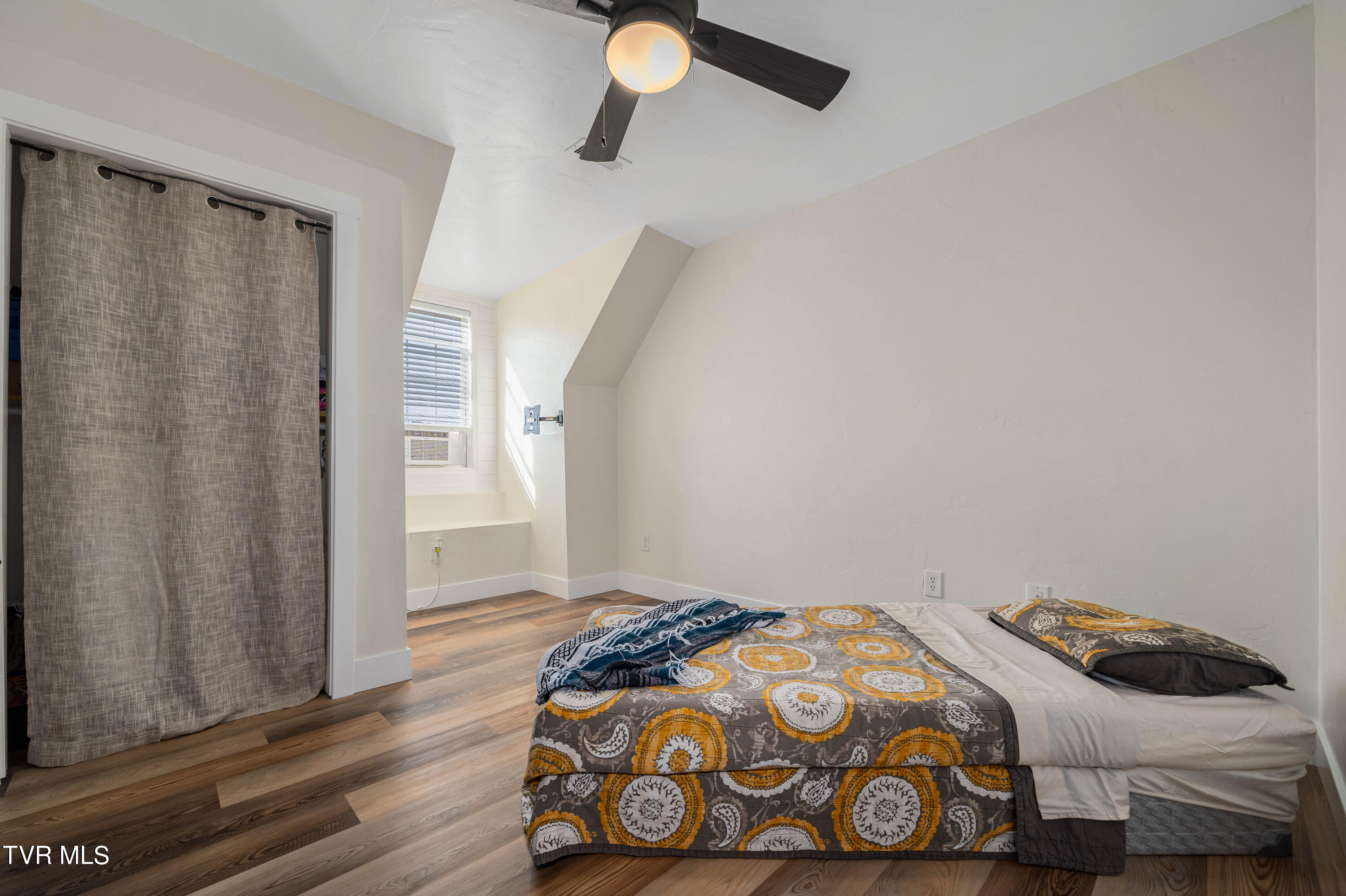 3233 Stanley Valley Road Surgoinsville, TN 37873 - Photo 45 of 104 3233 Stanley Valley Rd (82 of 87)