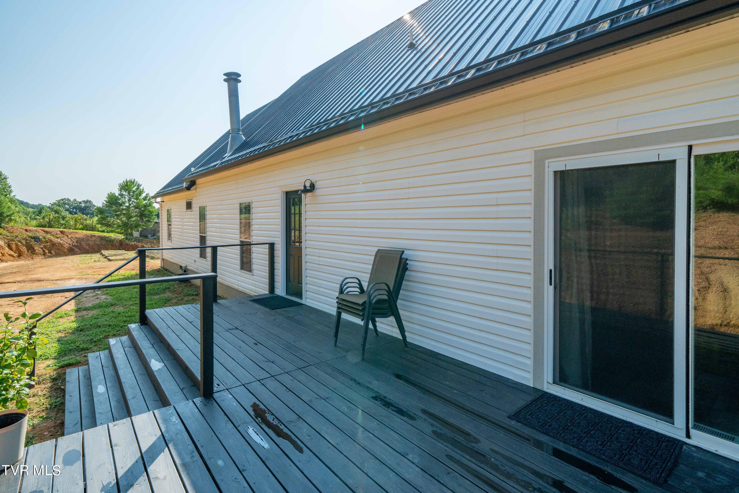 3233 Stanley Valley Road Surgoinsville, TN 37873 - Photo 56 of 104 3233 Stanley Valley Rd (46 of 87)