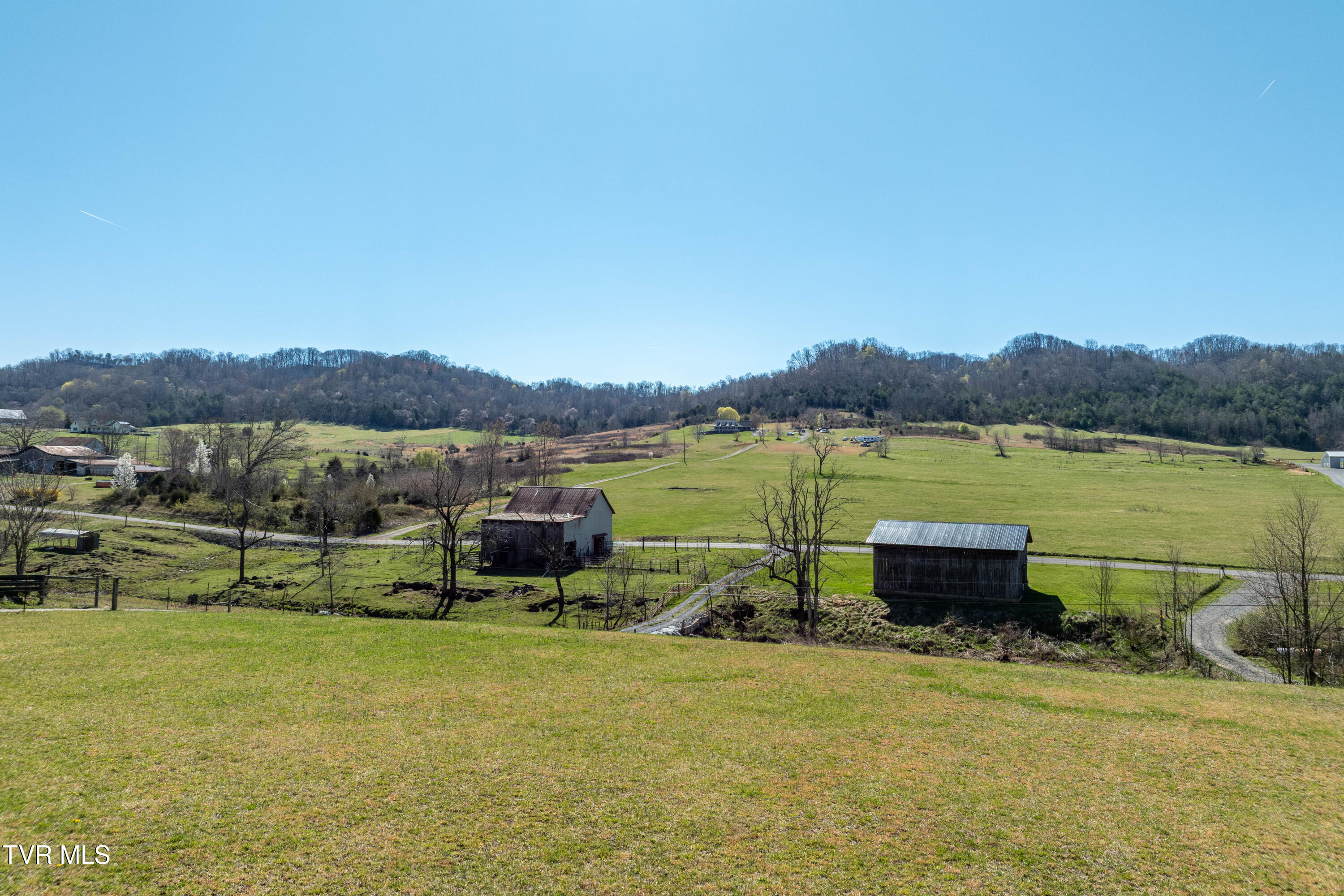 3233 Stanley Valley Road Surgoinsville, TN 37873 - Photo 76 of 104 3223 Stanley Valley Rd-28