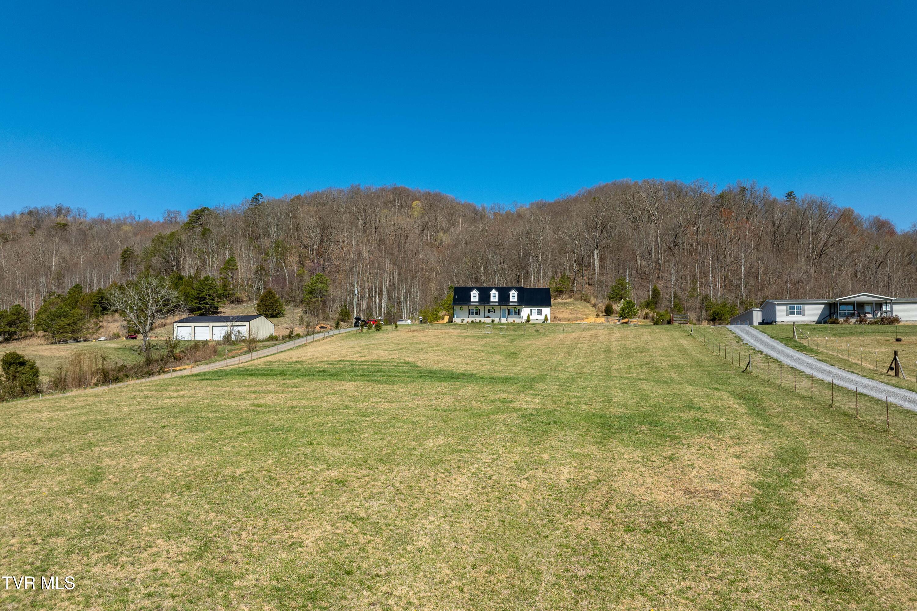 3233 Stanley Valley Road Surgoinsville, TN 37873 - Photo 77 of 104 3223 Stanley Valley Rd-29