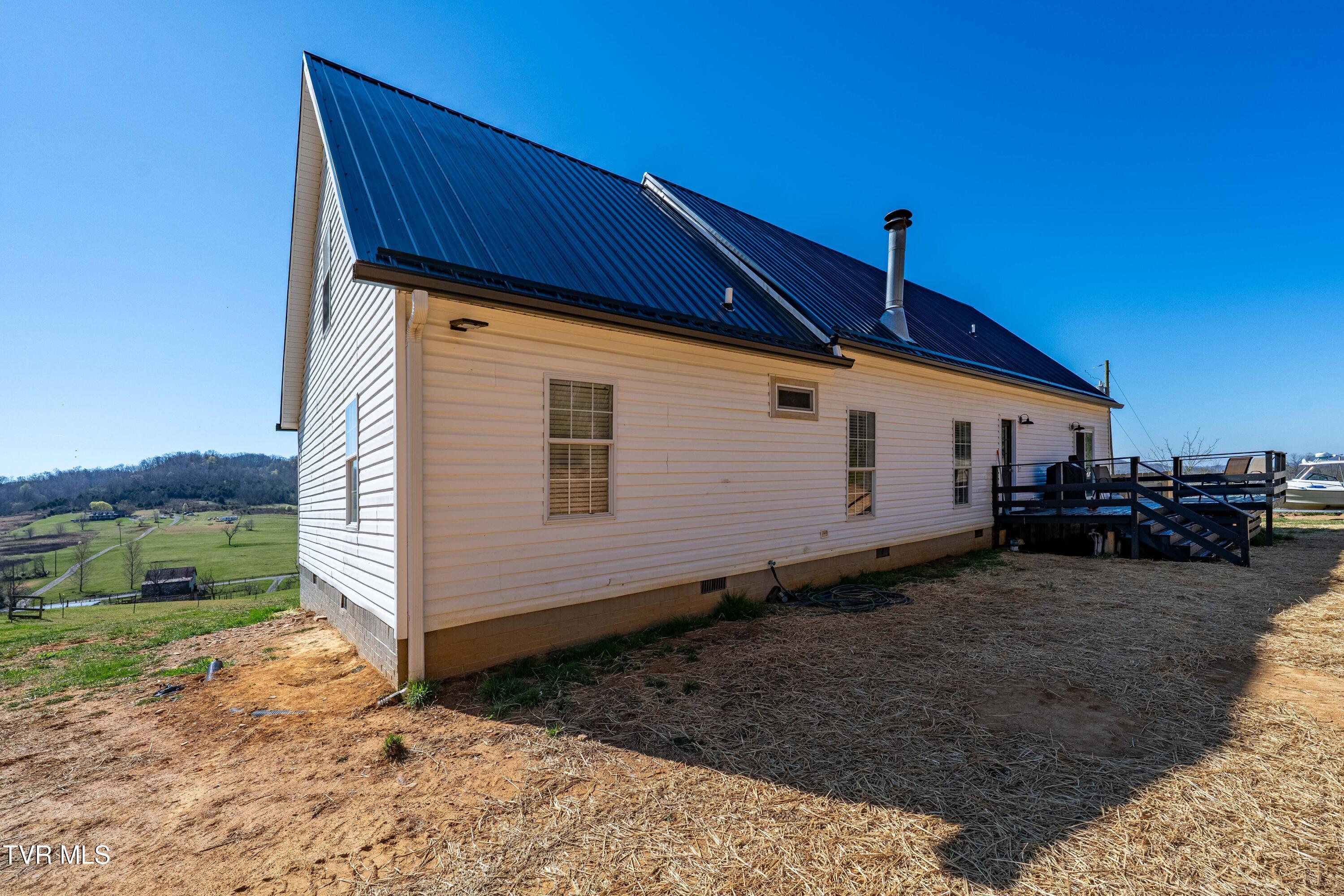 3233 Stanley Valley Road Surgoinsville, TN 37873 - Photo 90 of 104 3223 Stanley Valley Rd-45