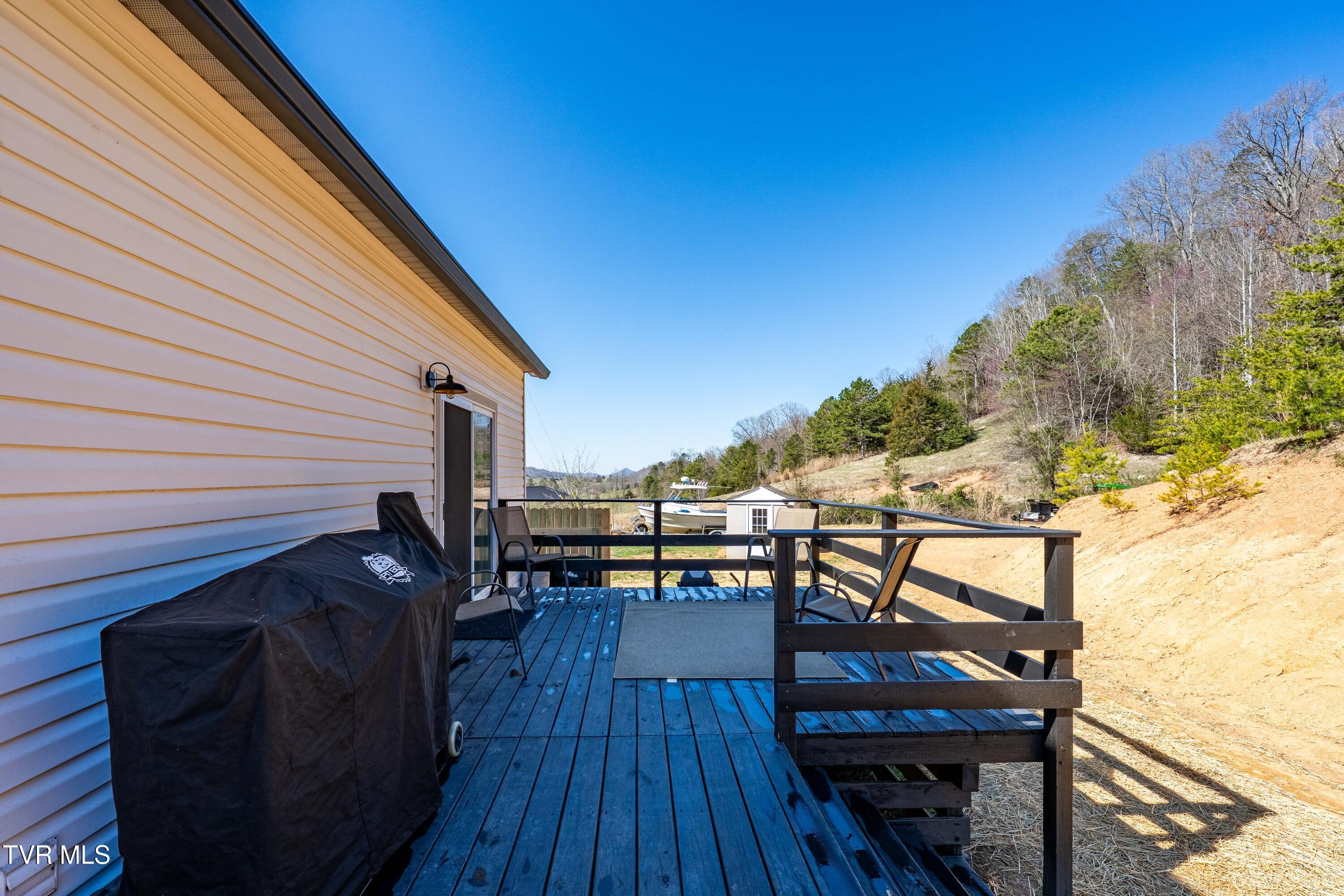 3233 Stanley Valley Road Surgoinsville, TN 37873 - Photo 91 of 104 3223 Stanley Valley Rd-46