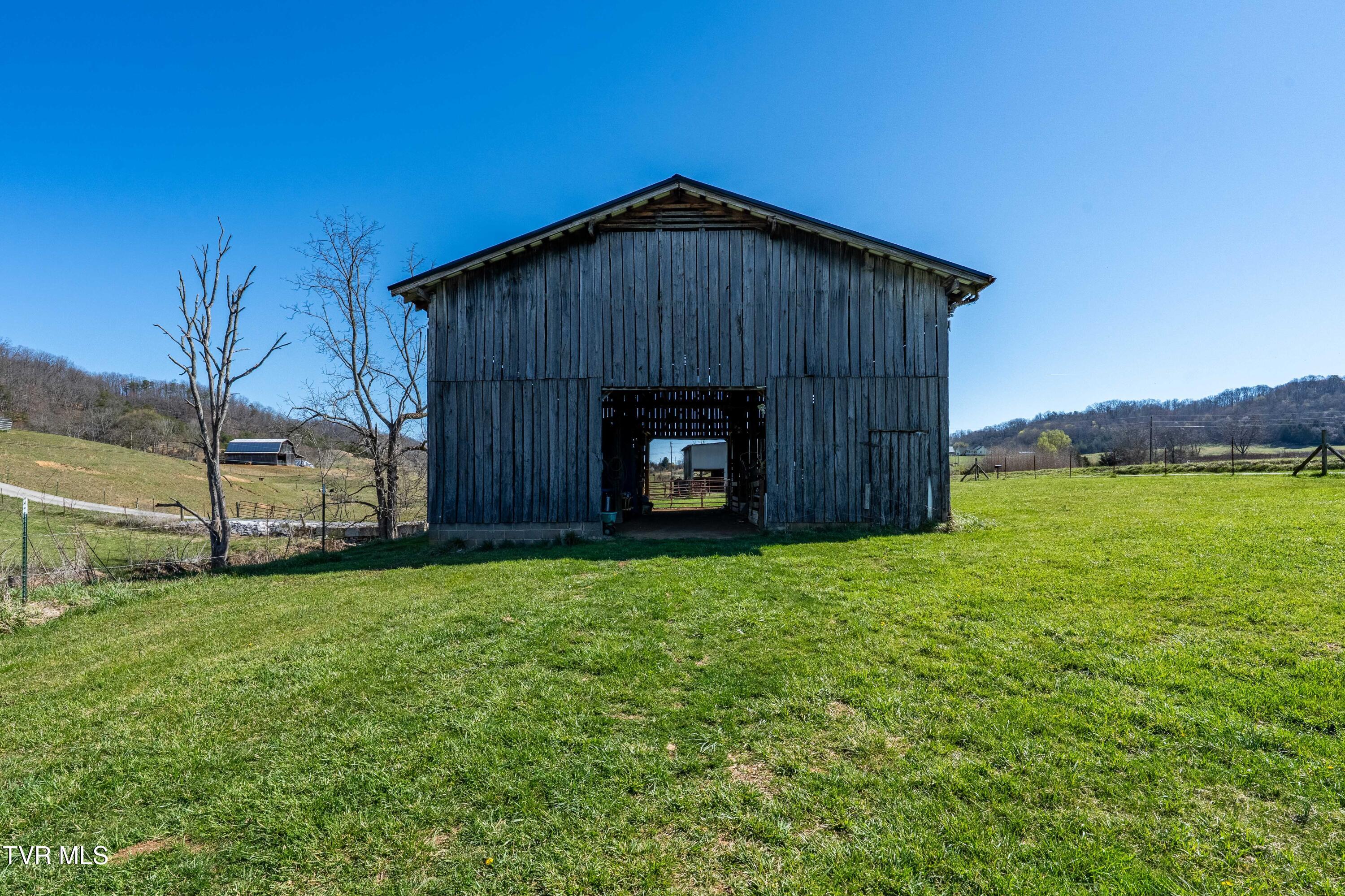 3233 Stanley Valley Road Surgoinsville, TN 37873 - Photo 97 of 104 3223 Stanley Valley Rd-52