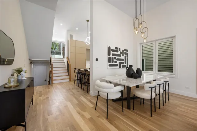 $1,599,900 | 529 North Hartland Court, Chicago, IL 60622