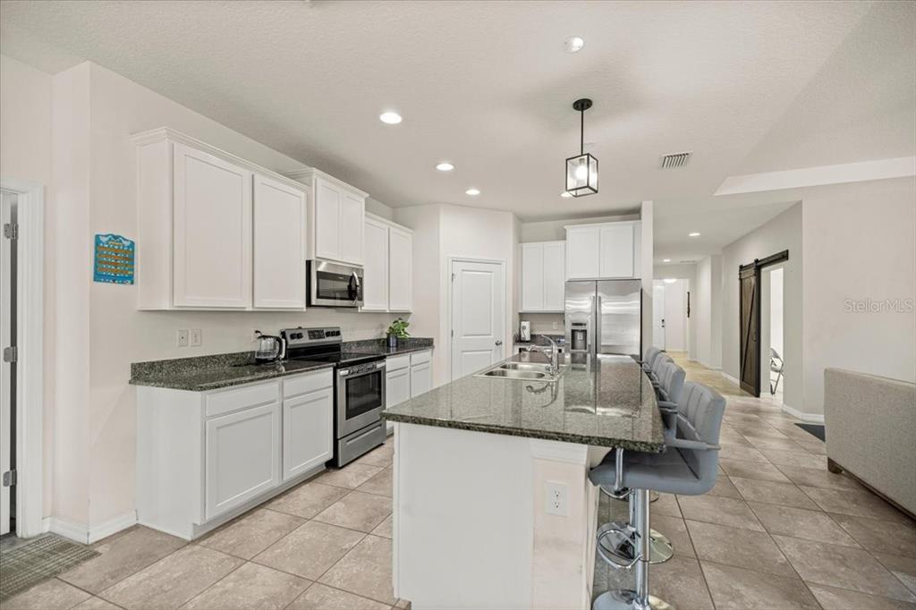 5608 Southwest 50th Court Ocala, FL 34474 - Photo 5 of 33