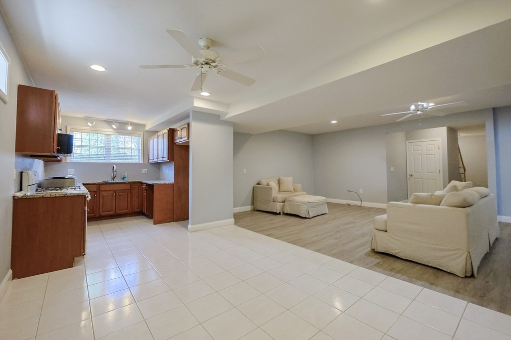 9 Hillside Avenue Milford, MA 01757 - Photo 26 of 39