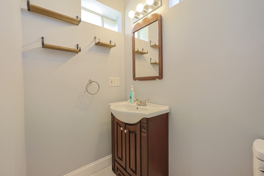 9 Hillside Avenue Milford, MA 01757 - Photo 30 of 39