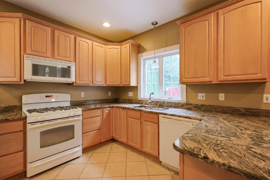 9 Hillside Avenue Milford, MA 01757 - Photo 8 of 39