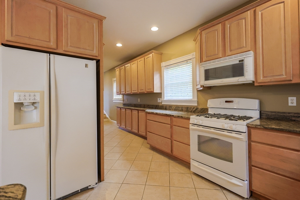 9 Hillside Avenue Milford, MA 01757 - Photo 9 of 39