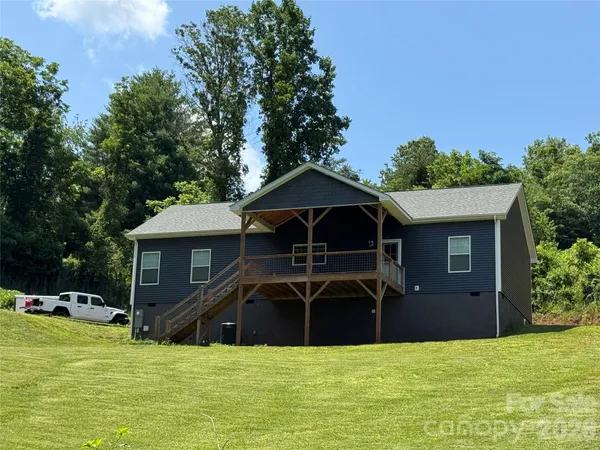 $454,700 | 2 Watsell Drive, Leicester, NC 28748