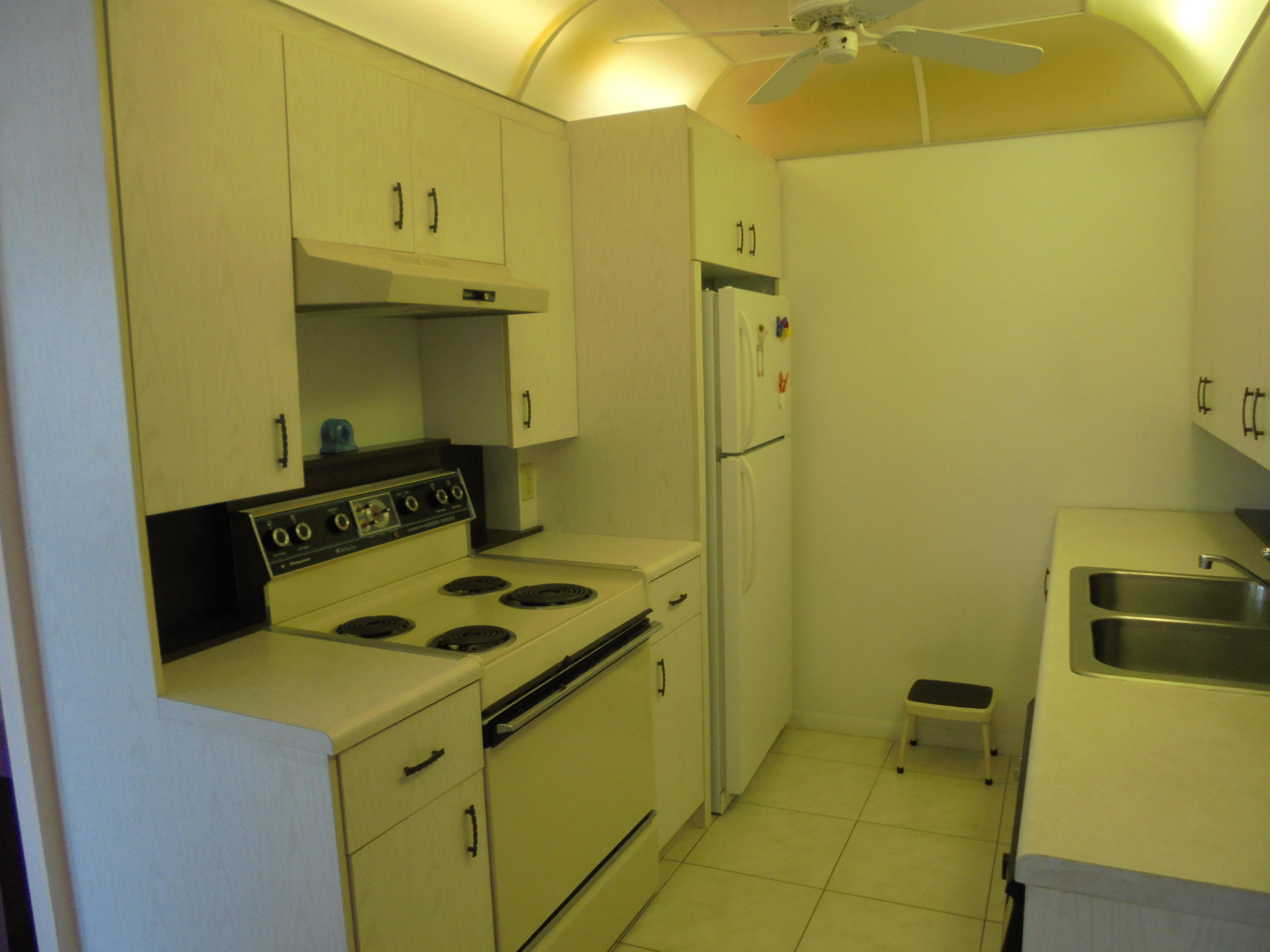 3062 Exeter Boca Raton, FL 33434 - Photo 3 of 19 3062 Exeter 002