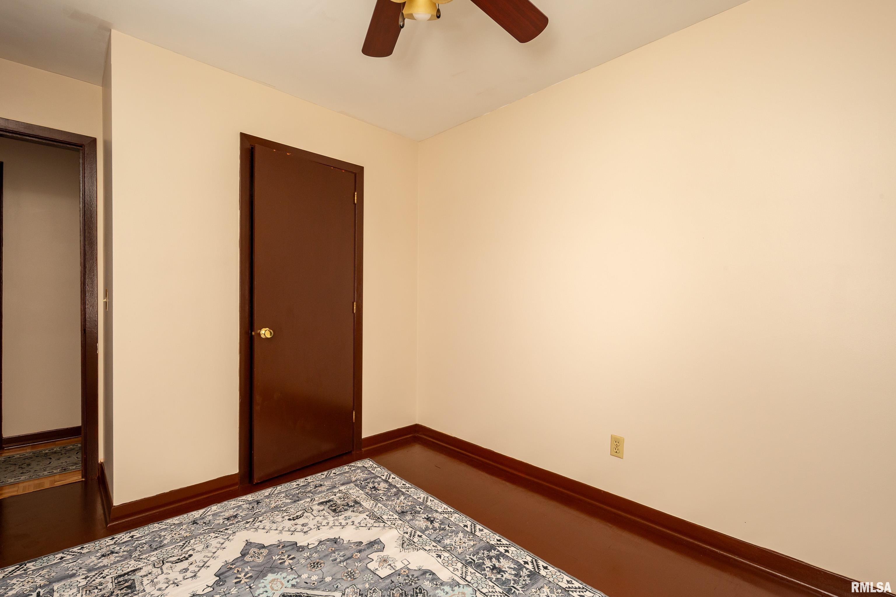 4304 36th Avenue Moline, IL 61265 - Photo 20 of 35