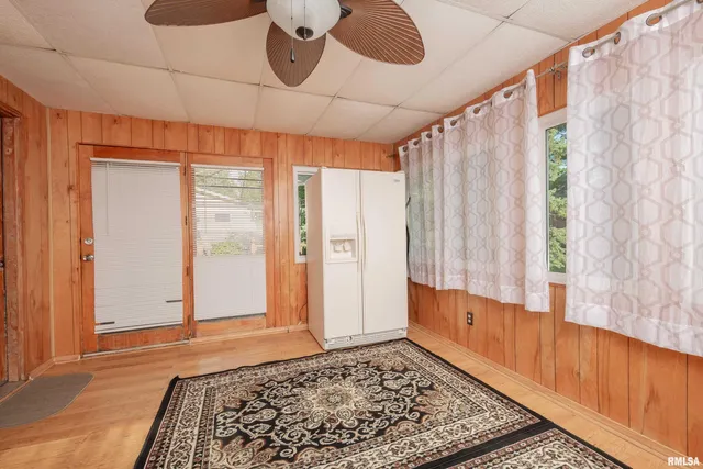 $2,450 | 4304 36th Avenue, Moline, IL 61265