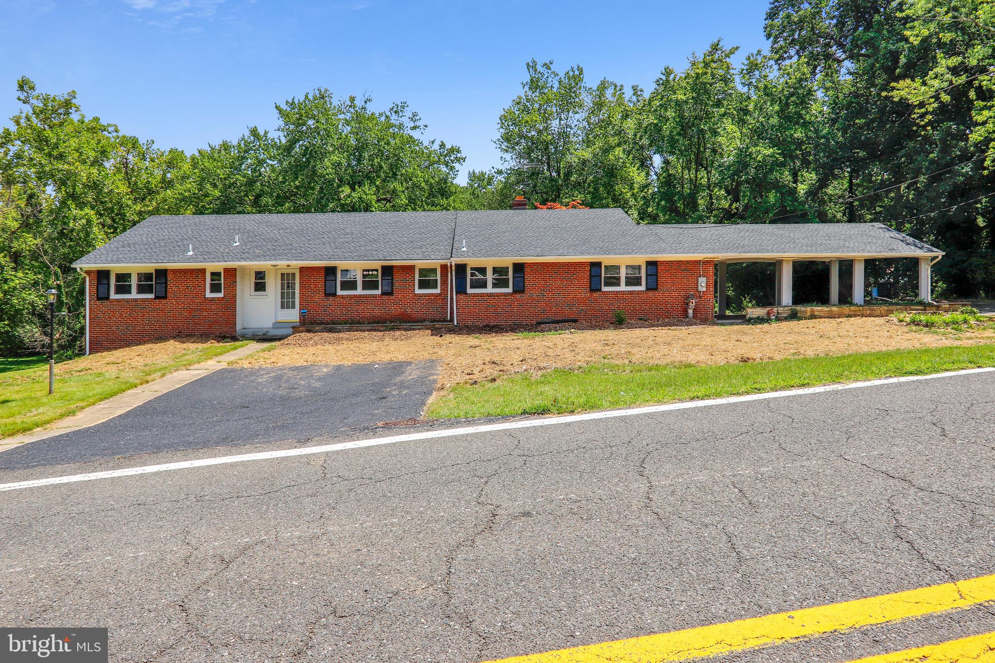 4501 Henderson Road Temple Hills, MD 20748 - Photo 12 of 45 Front