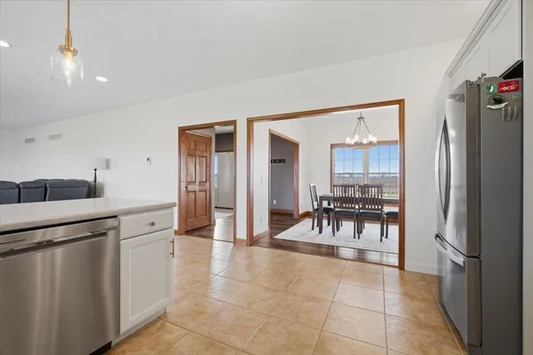 $405,000 | 1101 North Pine Street, El Paso, IL 61738