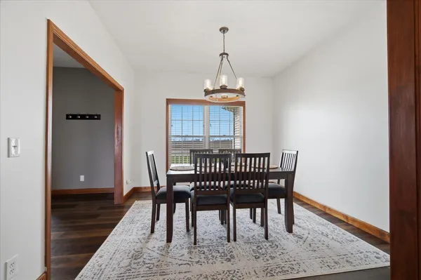 $405,000 | 1101 North Pine Street, El Paso, IL 61738