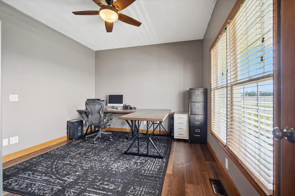 $405,000 | 1101 North Pine Street, El Paso, IL 61738