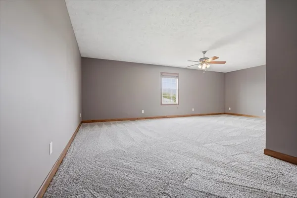 $405,000 | 1101 North Pine Street, El Paso, IL 61738