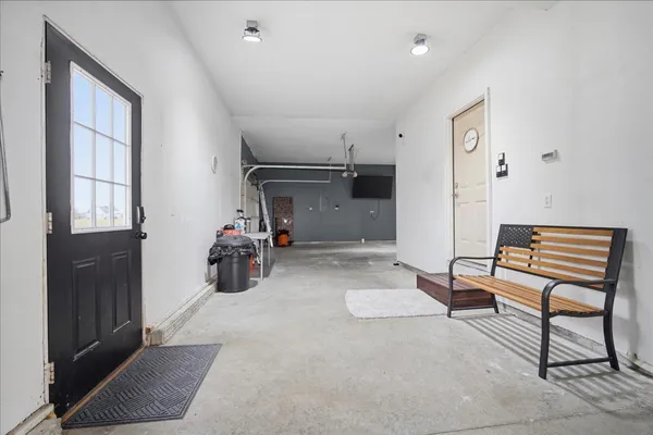 $405,000 | 1101 North Pine Street, El Paso, IL 61738