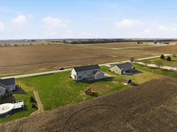 $405,000 | 1101 North Pine Street, El Paso, IL 61738