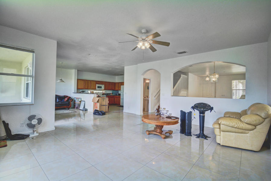 1006 Center Stone Lane Riviera Beach, FL 33404 - Photo 8 of 28 8