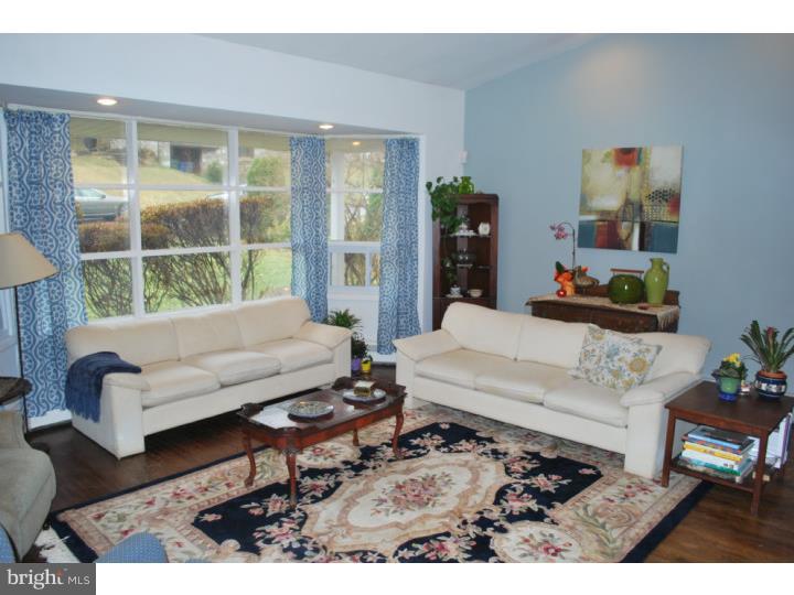 1042 Old Ford Road Abington, PA 19006 - Photo 1 of 15 Living Room