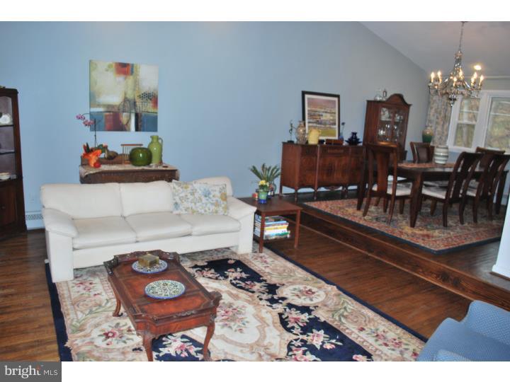 1042 Old Ford Road Abington, PA 19006 - Photo 6 of 15