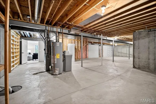 $425,000 | 1808 Westlake Court, Pacific, MO 63069